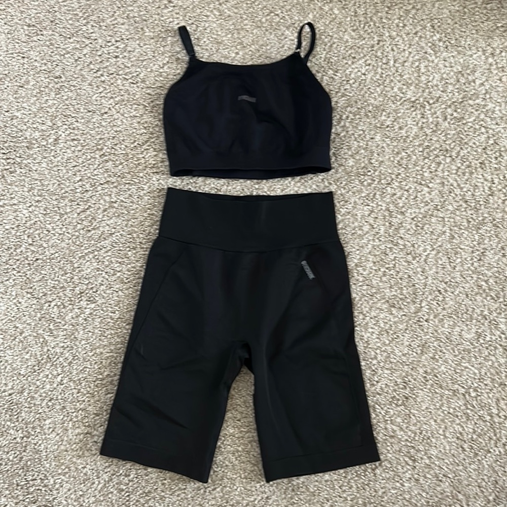 Gym Shark biker shorts and sport bra set size small! Barely worn.
